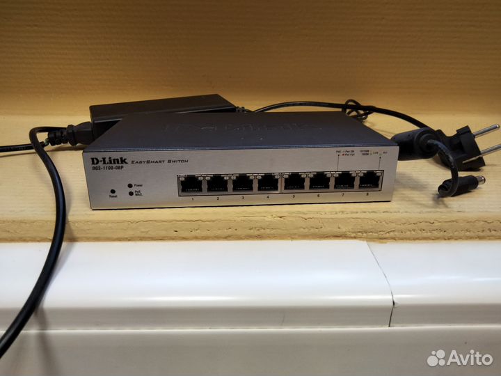 Коммутатор D link 1100-08ds