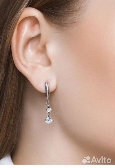 Серебряные серьги с фианитами