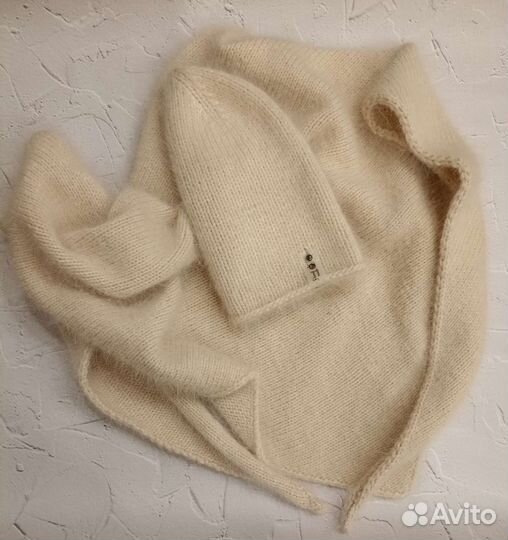 Шапка и бактус из пуха норки (ручная работа )