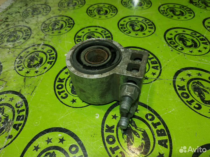 Сайлентблок переднего рычага задний Chevrolet Cruz