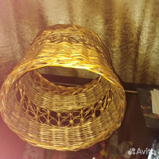 Кашпо из натуральной лозы