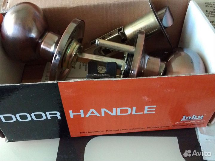 Дверная ручка