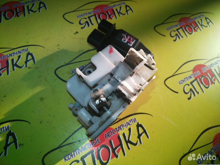 Замок двери honda CR-V RD5 F R