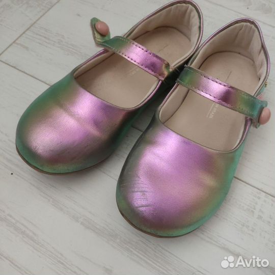 Обувь для девочки 26-27 размера