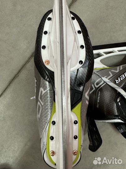 Хоккейные коньки bauer vapor hyperlite