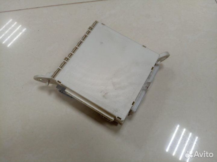 Блок предохранителей Lexus Ls460 USF40 1urfse 2007