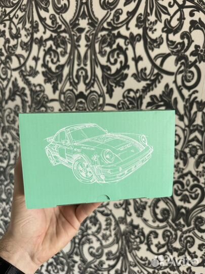 Hot wheels arsham porsche 930