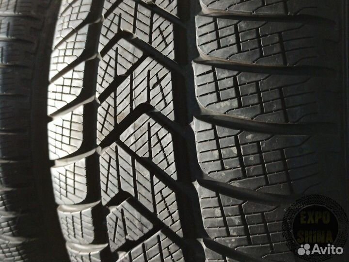 Pirelli Scorpion Winter RFT 255/55 R18