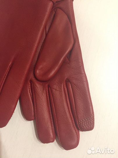 Кожаные перчатки