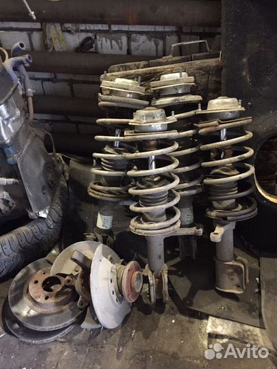 Передние стойки ваз 2108-2110 в сборе