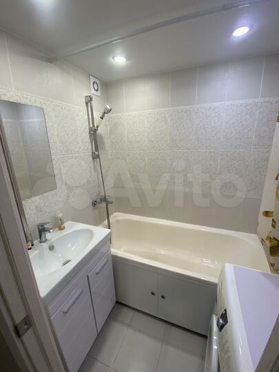 2-к. квартира, 54 м², 5/9 эт.