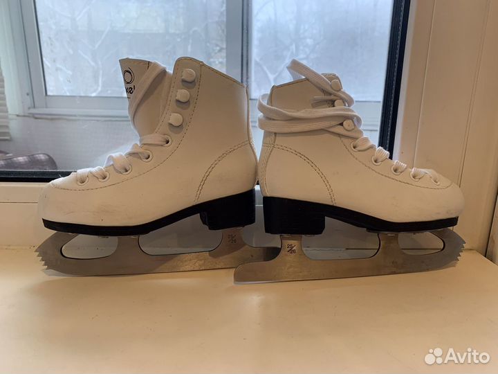 Коньки для девочки размер 25/26