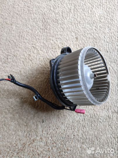 Моторчик печки ваз LADA kalina 2