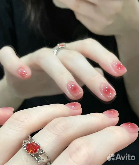 Мастер маникюра