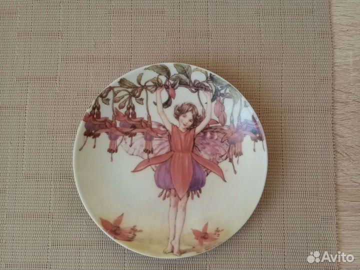 Тарелка настенная