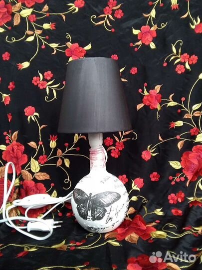 Лампа настольная 