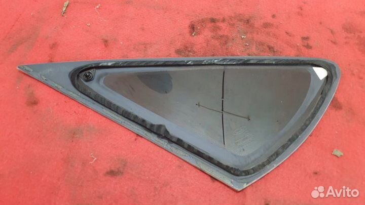 Форточка задняя правая Ford Focus 2 CB4 2010