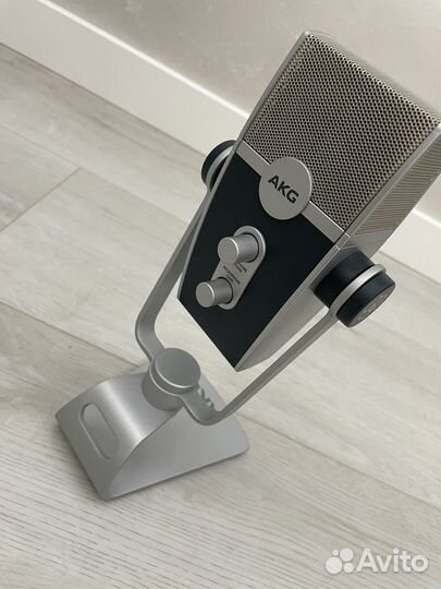 Akg lyra usb