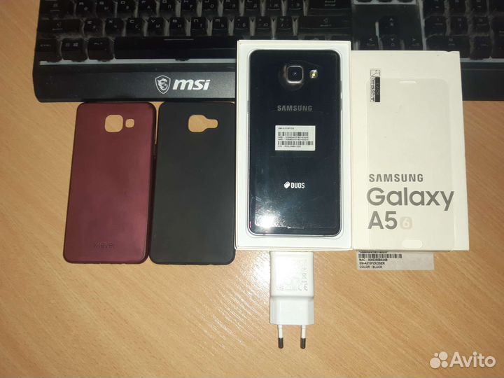 Телефон Samsung galaxy a5 2016