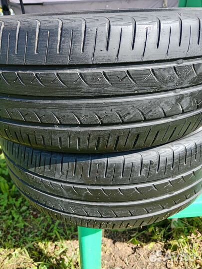 Yokohama 104ZR 205/55 R16