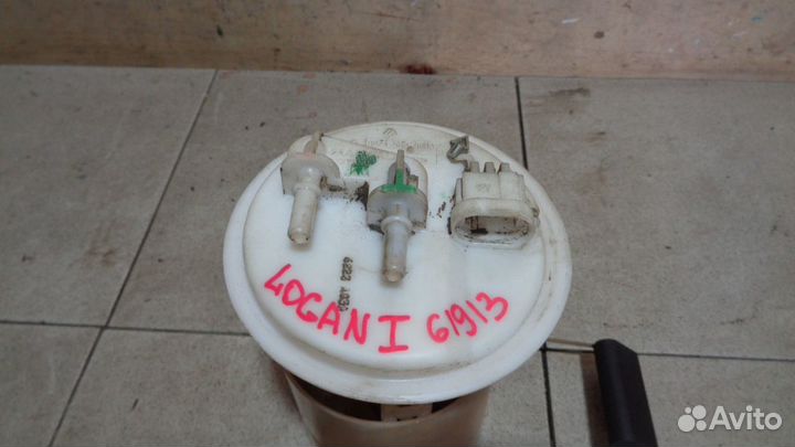 Насос топливный Renault Logan 1
