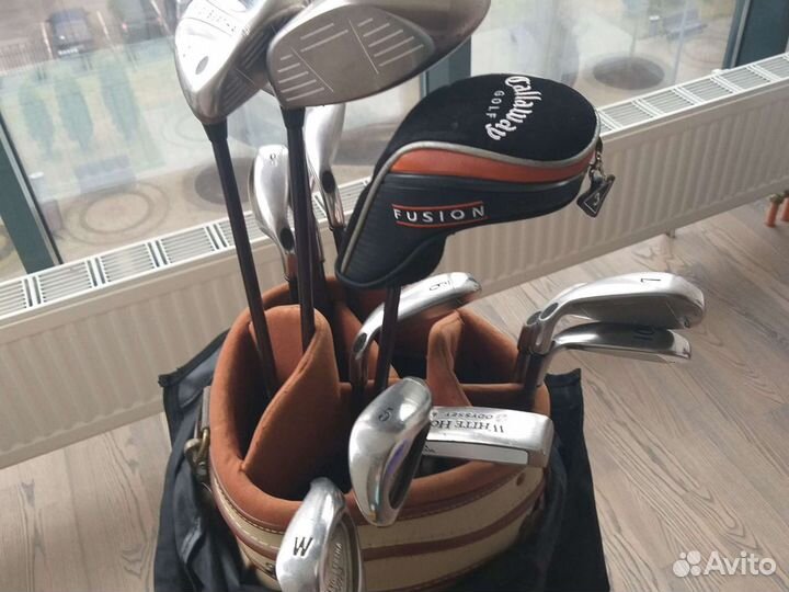 Продаю женский набор клюшек для гольфа Callaway