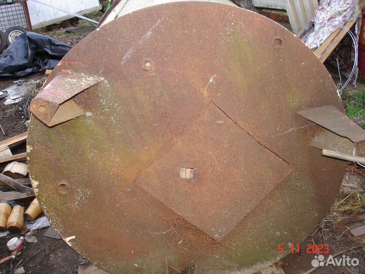 Охладитель молока из нерж.-емкость для воды