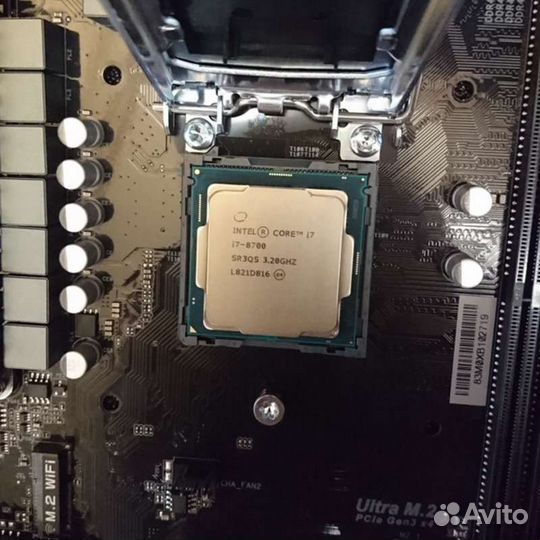 Процессор Intel I7 8700