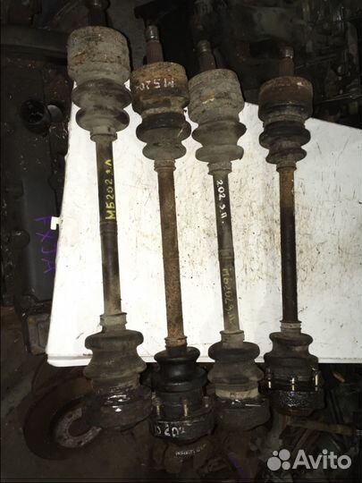 Полуось Mercedes Benz W202