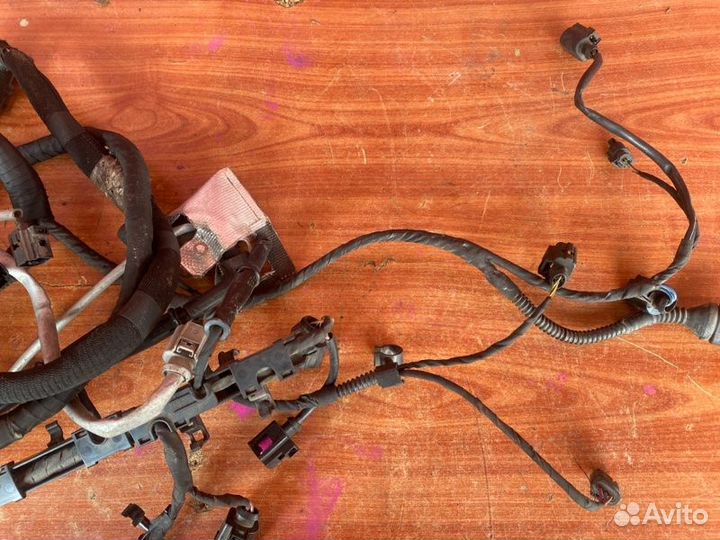 Проводка двигателя Volkswagen Passat B7 универсал