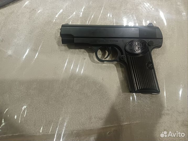 Детский пистолет