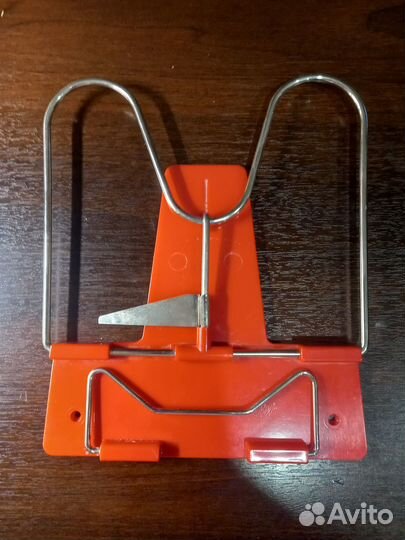 Подставка для книг