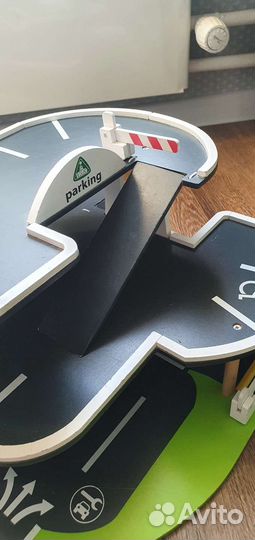 Парковка для машинок ELC