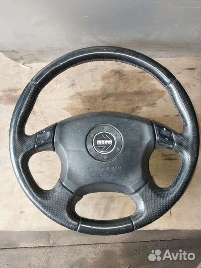 Руль момо субару
