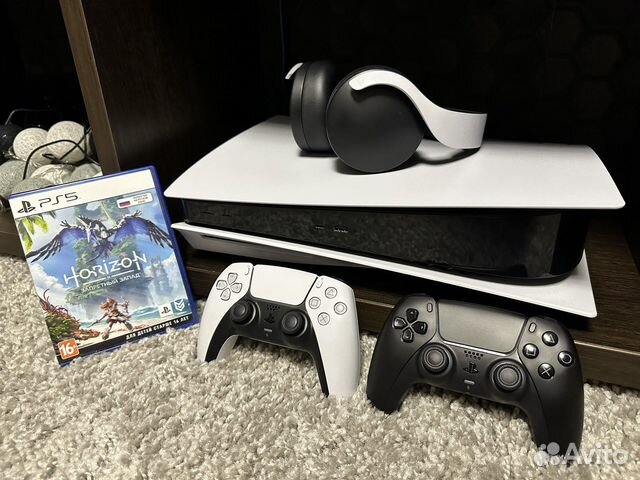 Sony playstation 5 + 2 геймпада+Sony Pulse 3D