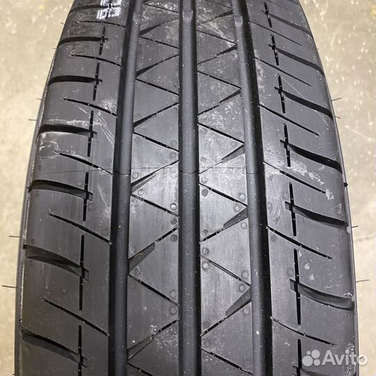 Yokohama BluEarth-Van RY55 225/70 R15C 112S