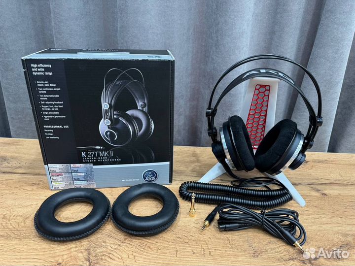 AKG K271 mkii - студийные наушники