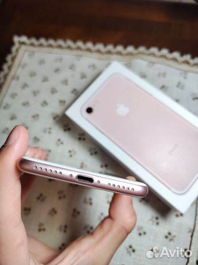 iPhone 7, 128 ГБ