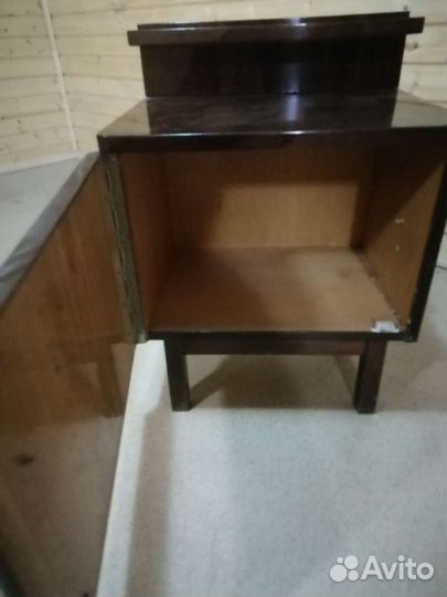 Тумбочки разные