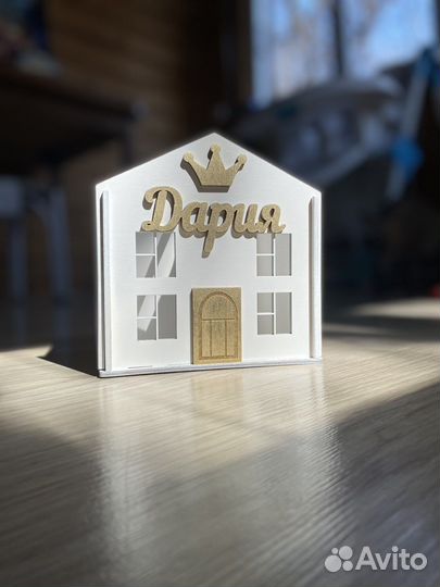 Карандашница домик