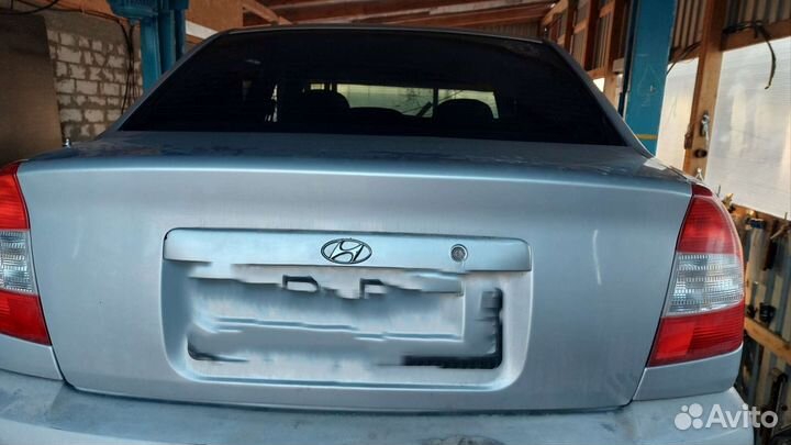 Крышка багажника хендай акцент