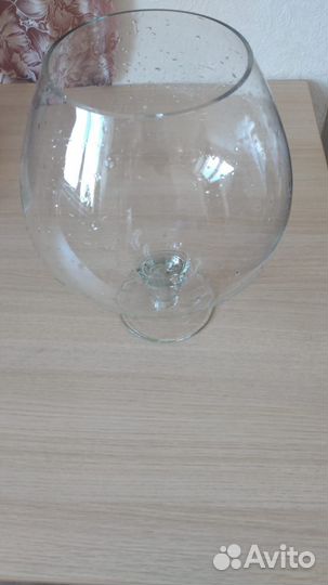 Аквариум в виде бокал