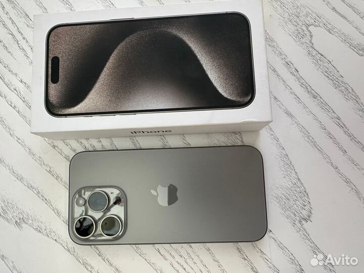 iPhone 15 Pro, 256 ГБ
