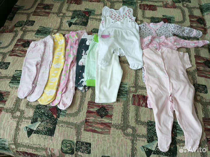 Детские вещи на девочку от 0 до 5 месяцев