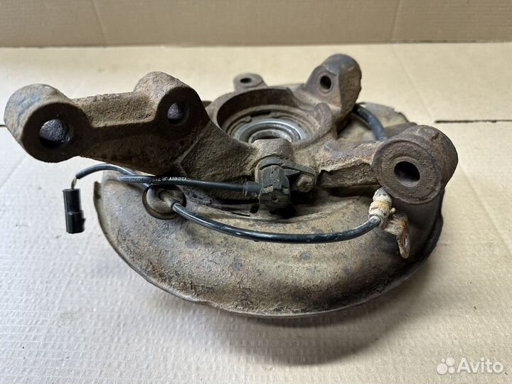 Поворотный кулак передний левый Geely MK