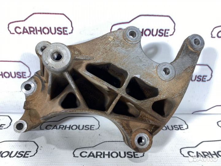 Кронштейн гидроусилителя Mitsubishi Outlander 4B11