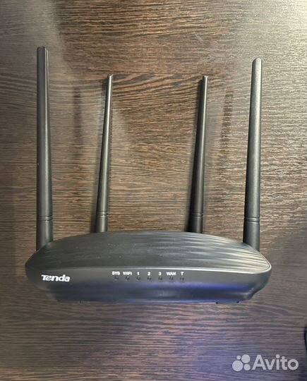 Роутер Tenda AC5