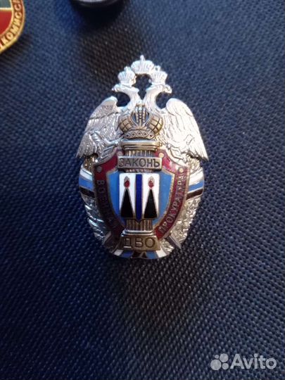 Медали, значки