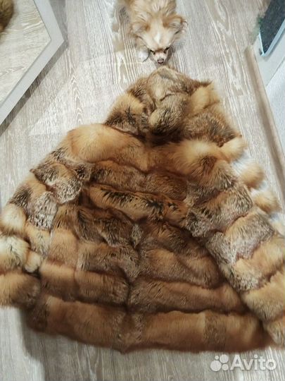 Шуба из меха лисы