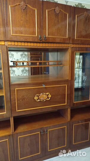 Стенка в гостиную бу